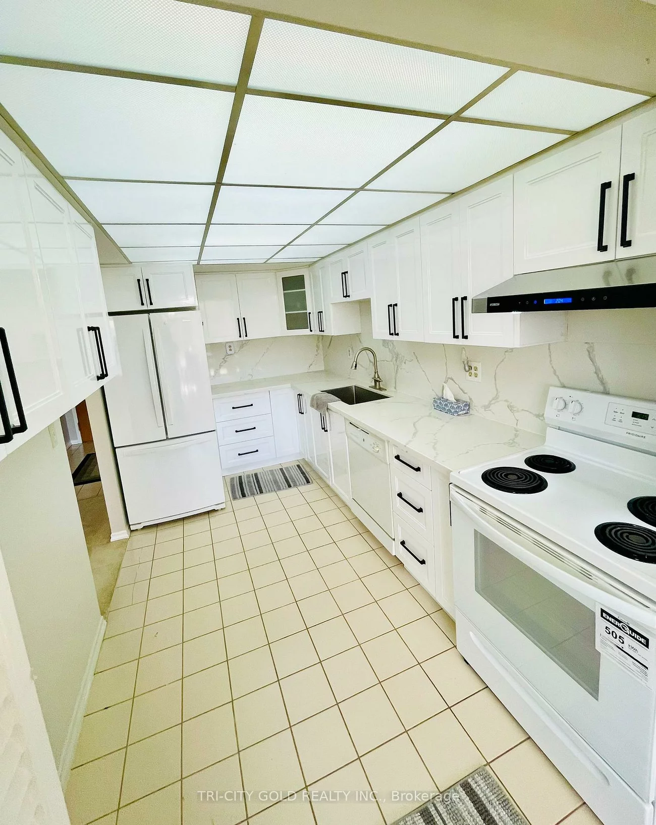 320, Mill, Brampton South, Brampton