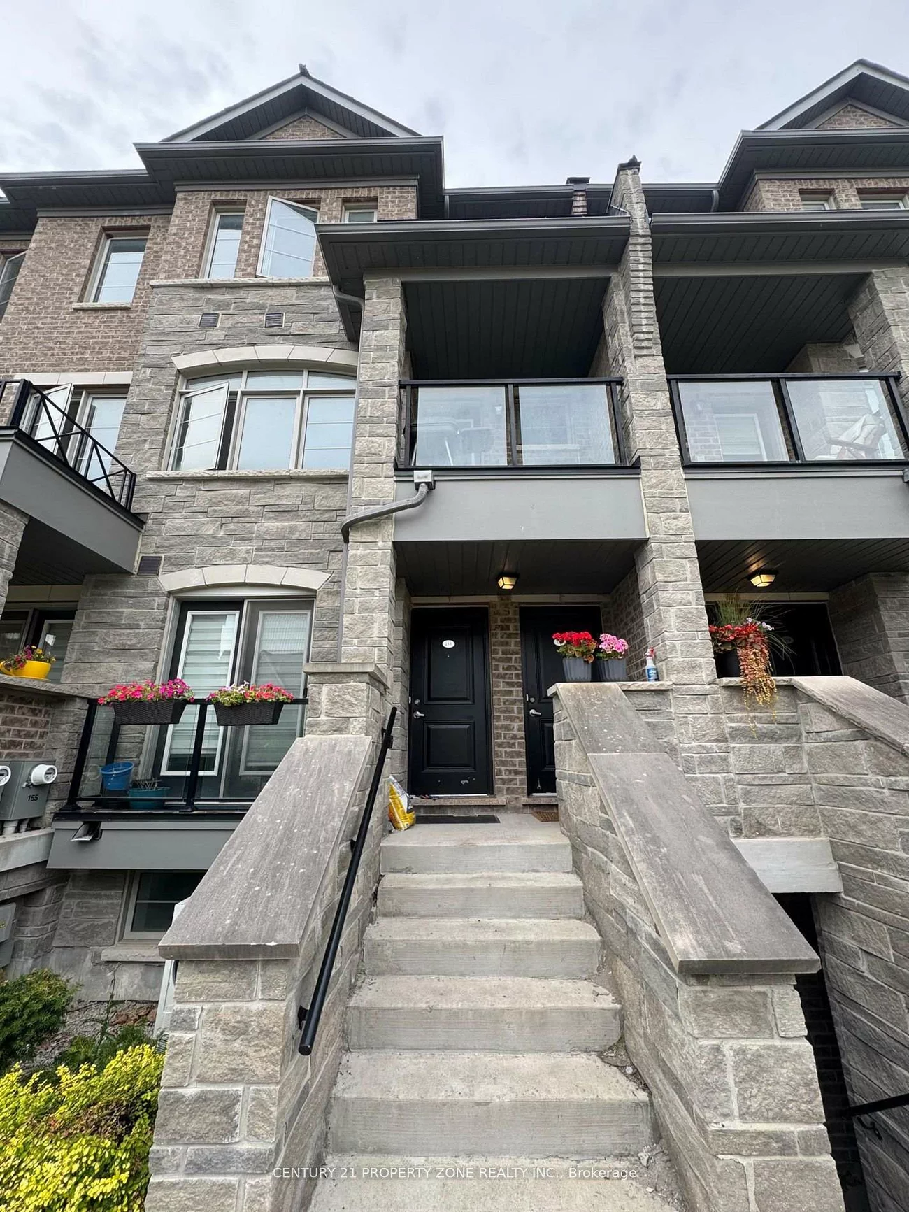 200, Veterans, Northwest Brampton, Brampton