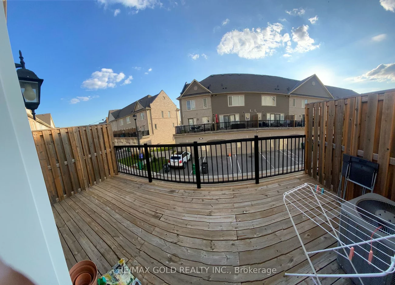 1, Beckenrose, Bram West, Brampton
