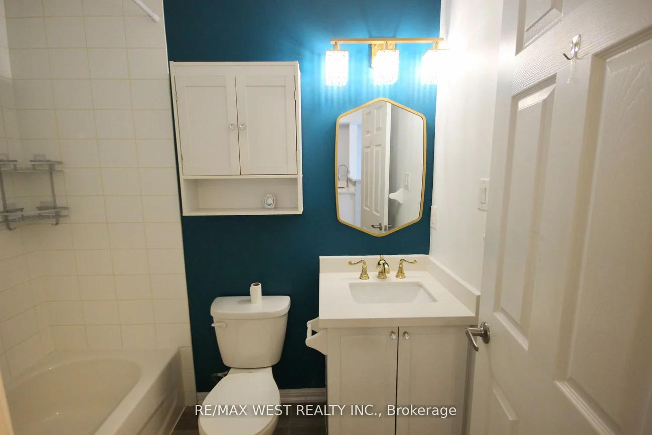 250, Sunny Meadow, Sandringham-Wellington, Brampton