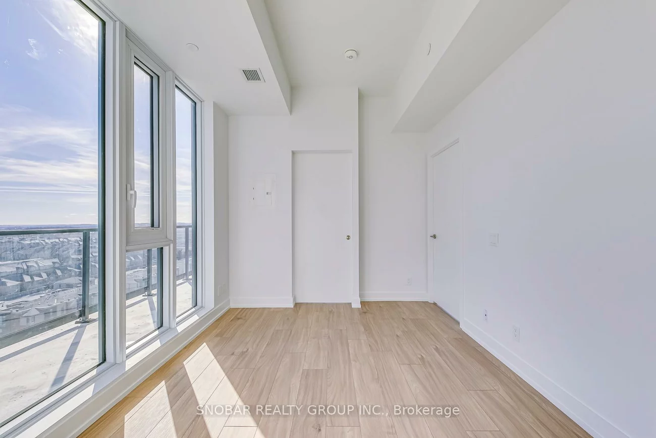 215, Veterans, Northwest Brampton, Brampton
