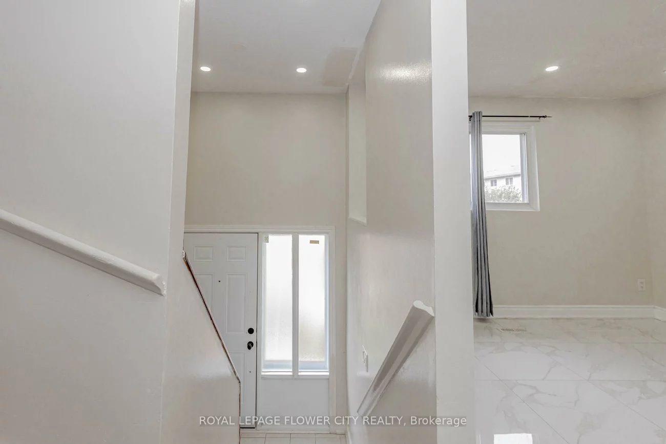 47, Franklin, Bramalea West Industrial, Brampton