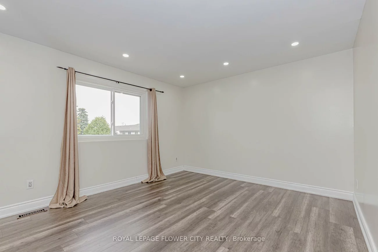 47, Franklin, Bramalea West Industrial, Brampton