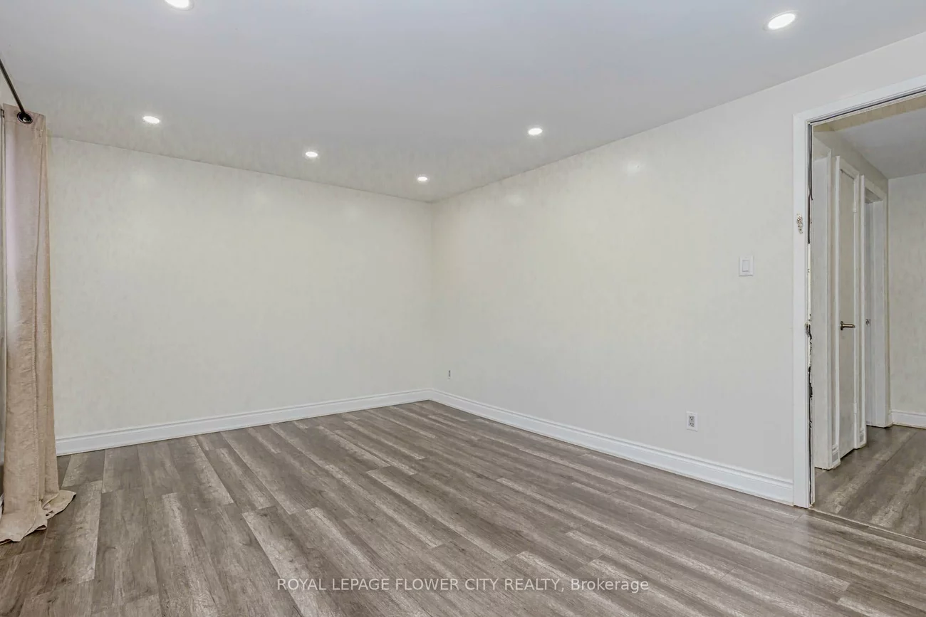 47, Franklin, Bramalea West Industrial, Brampton