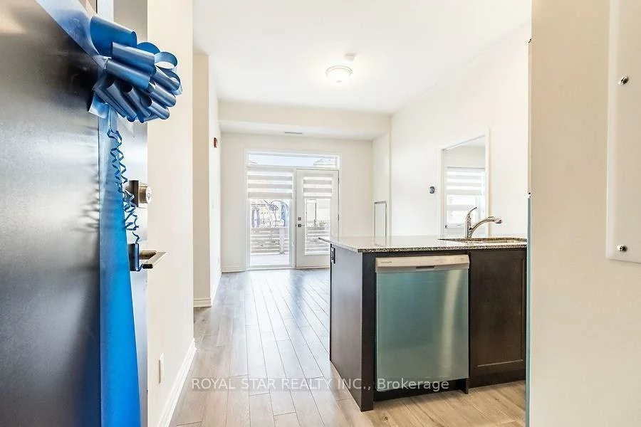 200, Lagerfeld, Northwest Brampton, Brampton