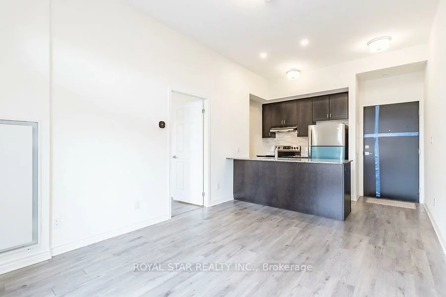 200, Lagerfeld, Northwest Brampton, Brampton
