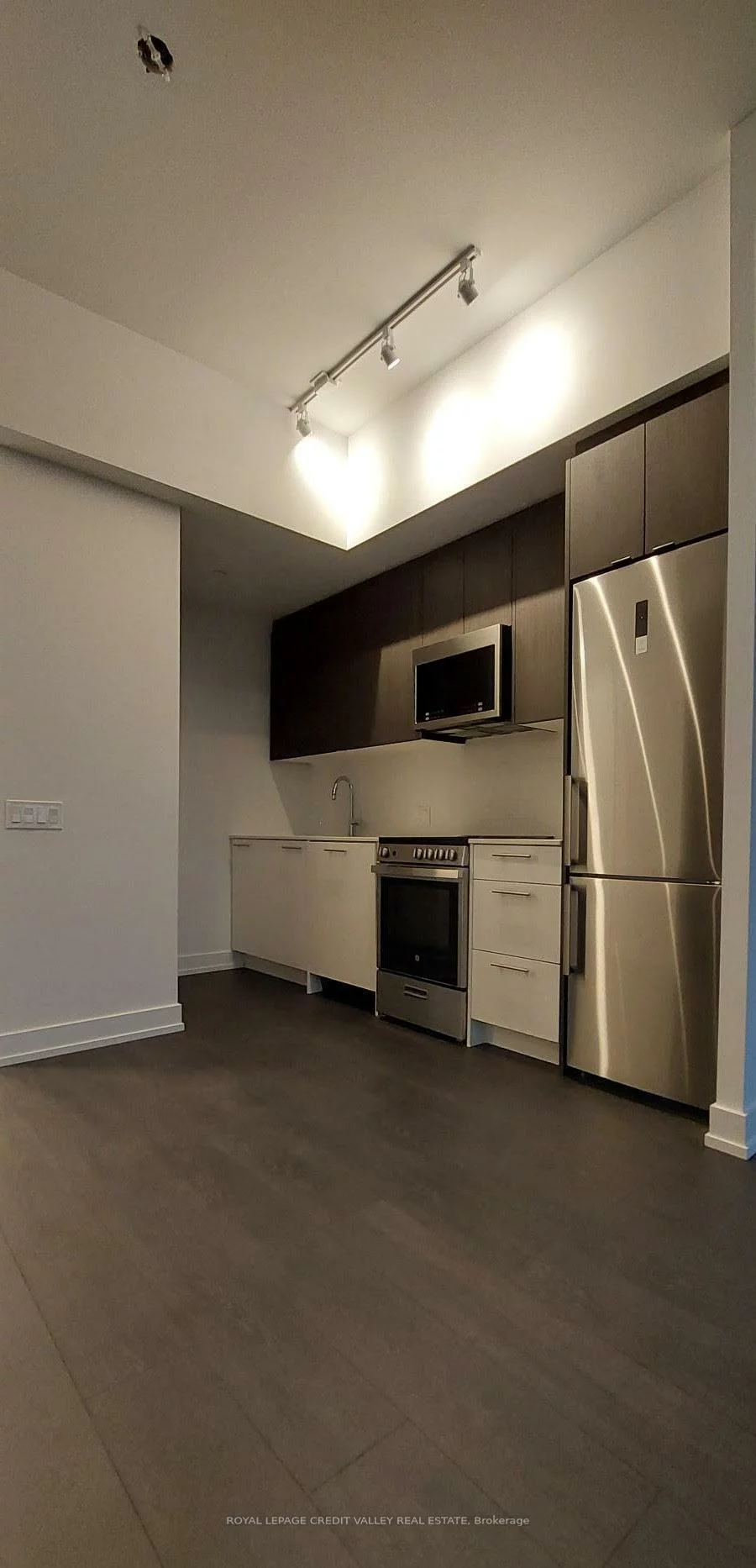 225, Veterans, Northwest Brampton, Brampton