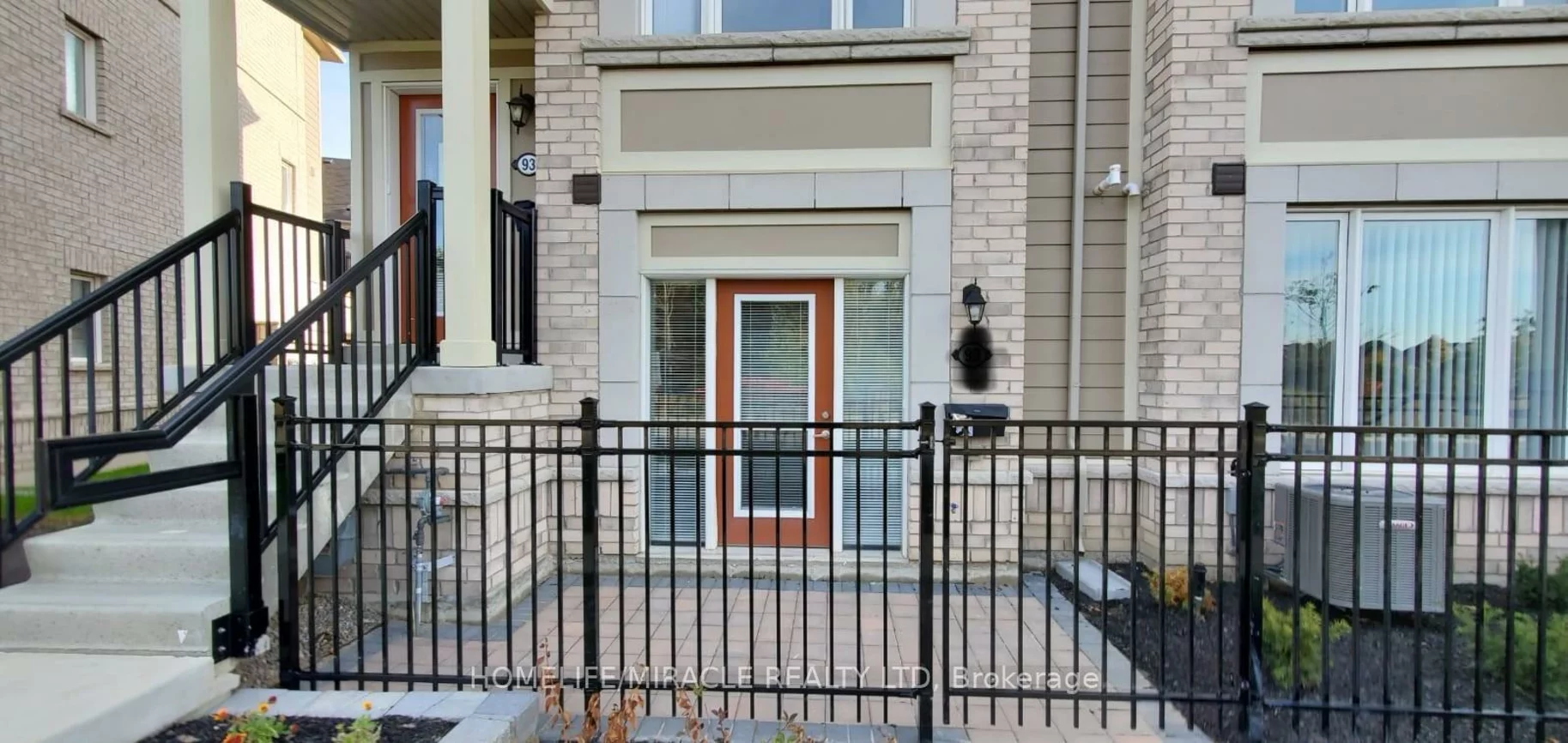 1, Beckenrose, Bram West, Brampton