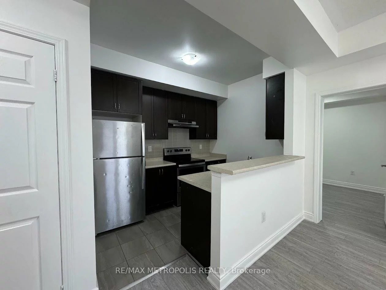 250, Sunny Meadow, Sandringham-Wellington, Brampton