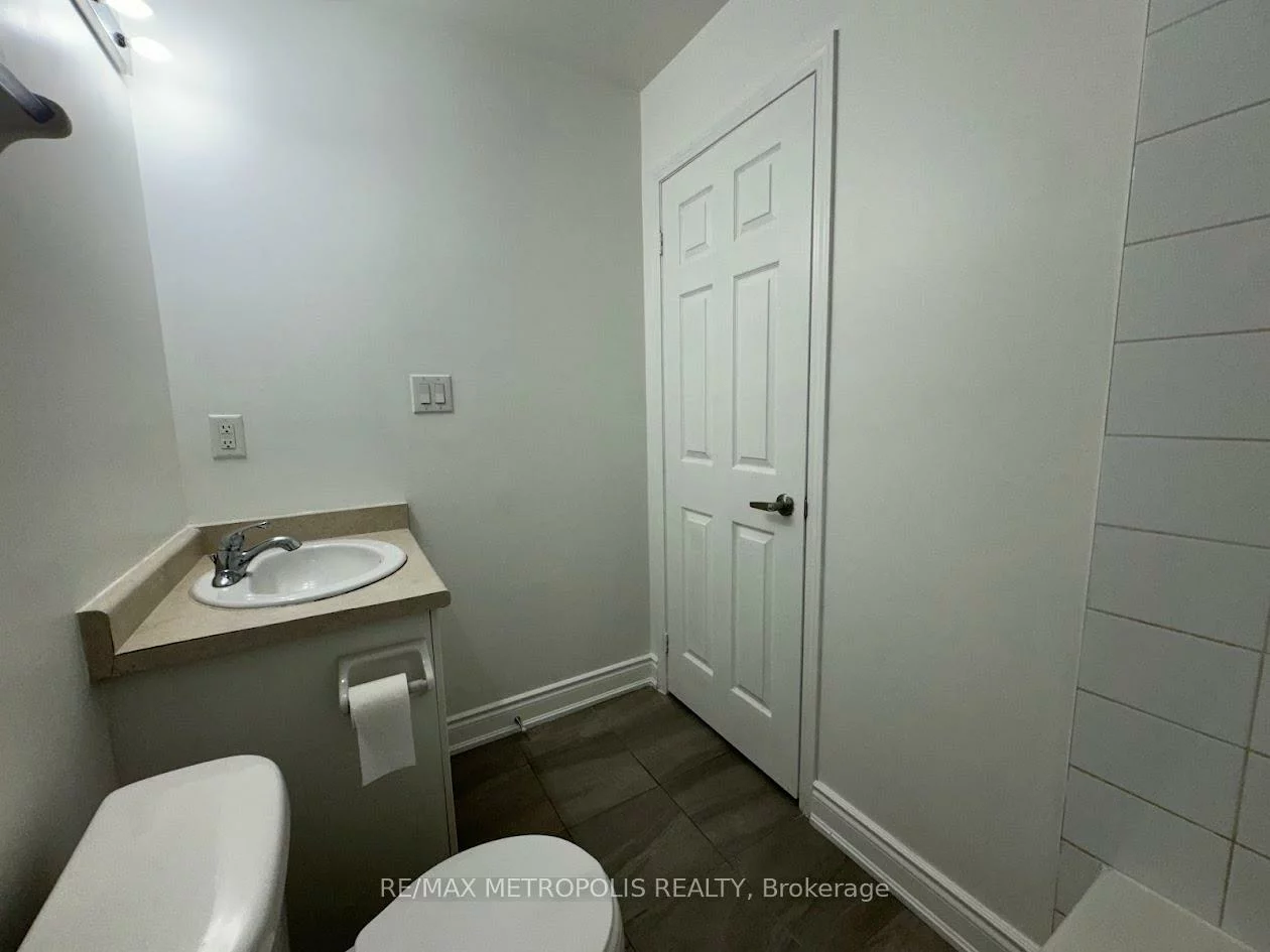 250, Sunny Meadow, Sandringham-Wellington, Brampton