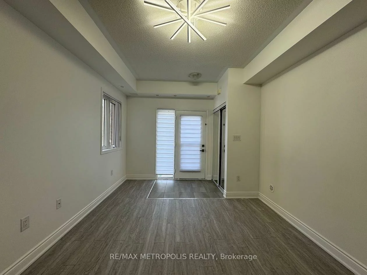 250, Sunny Meadow, Sandringham-Wellington, Brampton