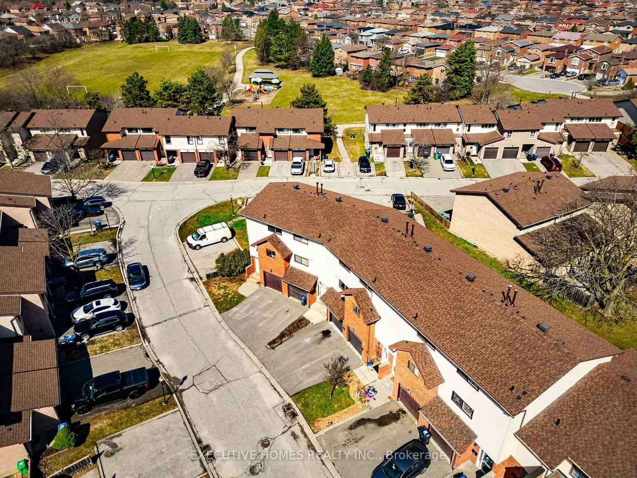 61, Collins, Brampton North, Brampton