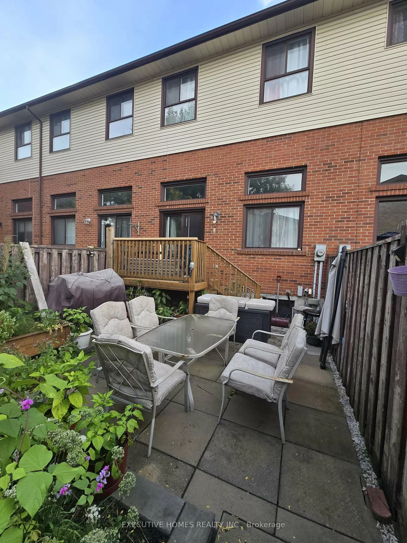 61, Collins, Brampton North, Brampton