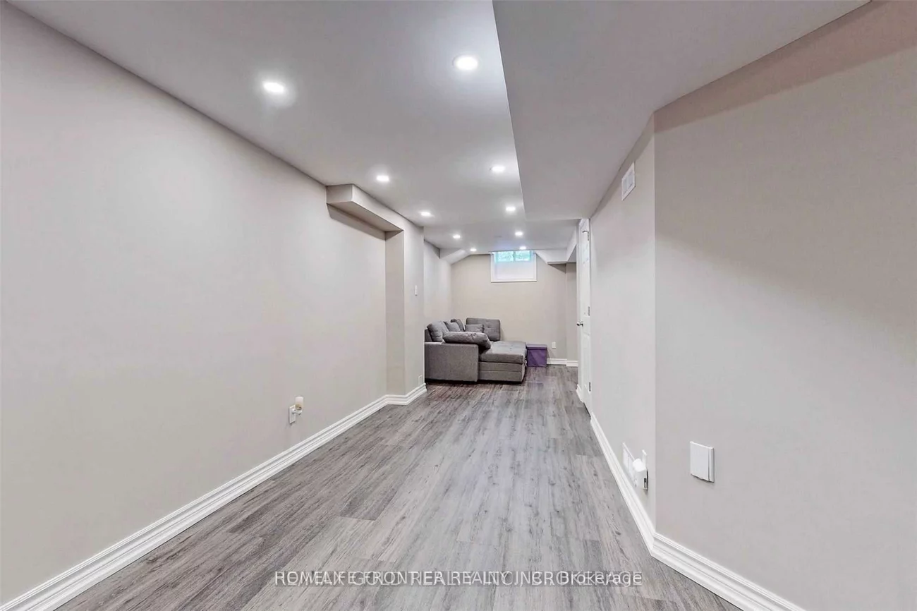 9, Lancewood, Queen Street Corridor, Brampton