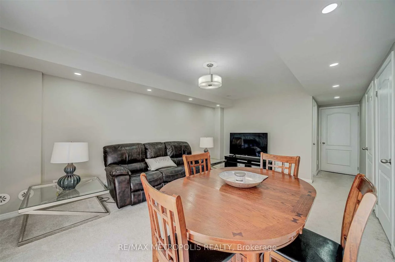 128, Cedar Lake, Bram West, Brampton