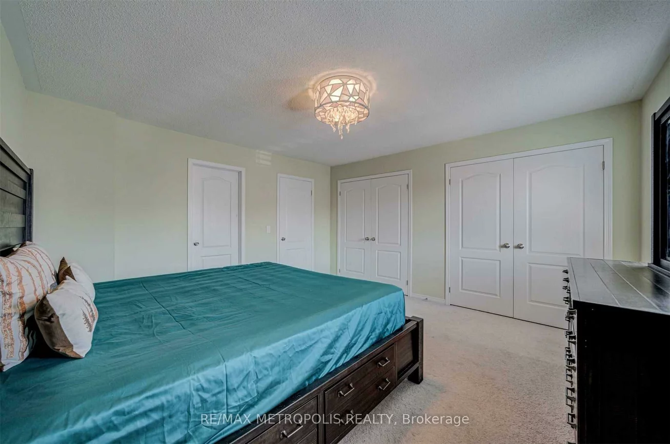 128, Cedar Lake, Bram West, Brampton