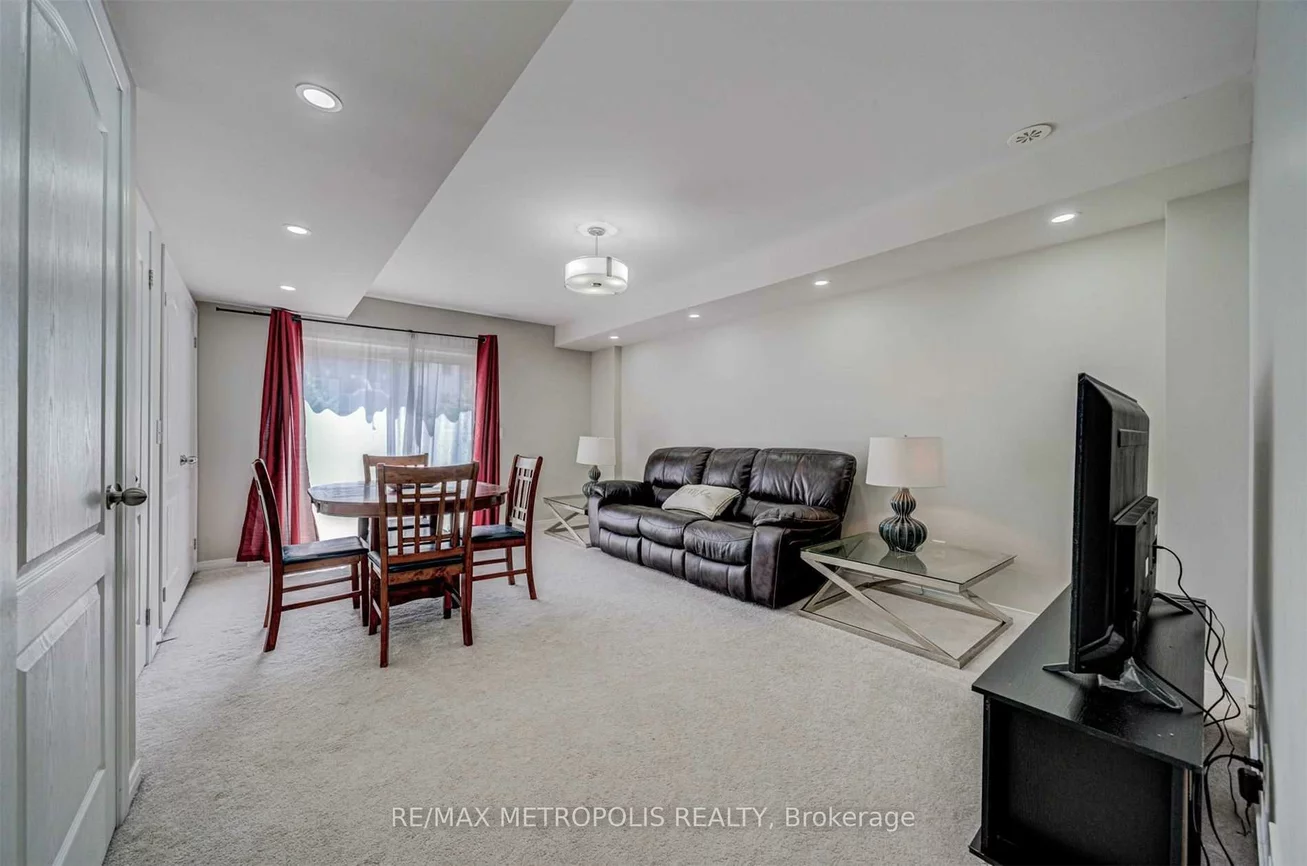 128, Cedar Lake, Bram West, Brampton