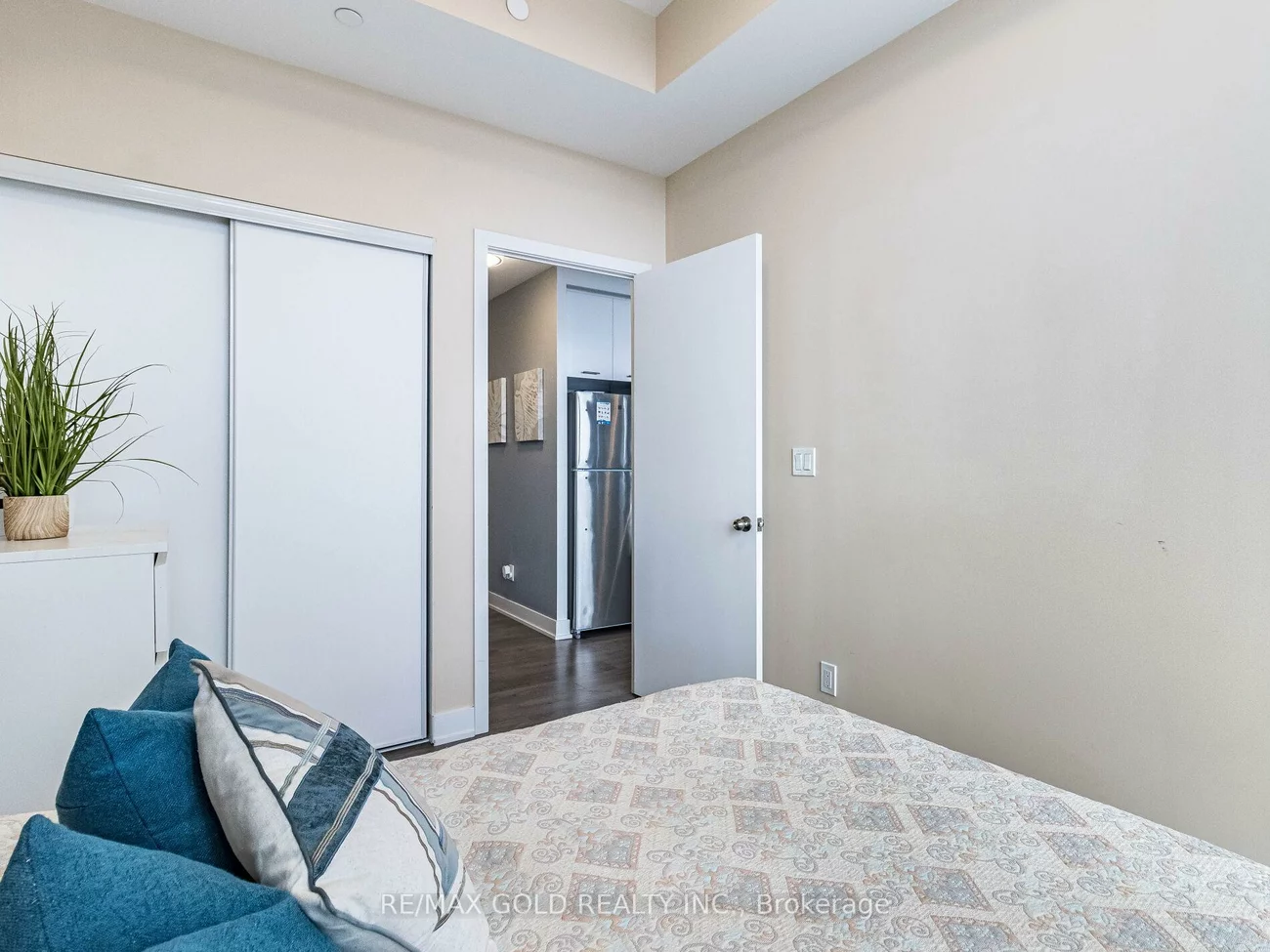 180, Veterans, Northwest Brampton, Brampton