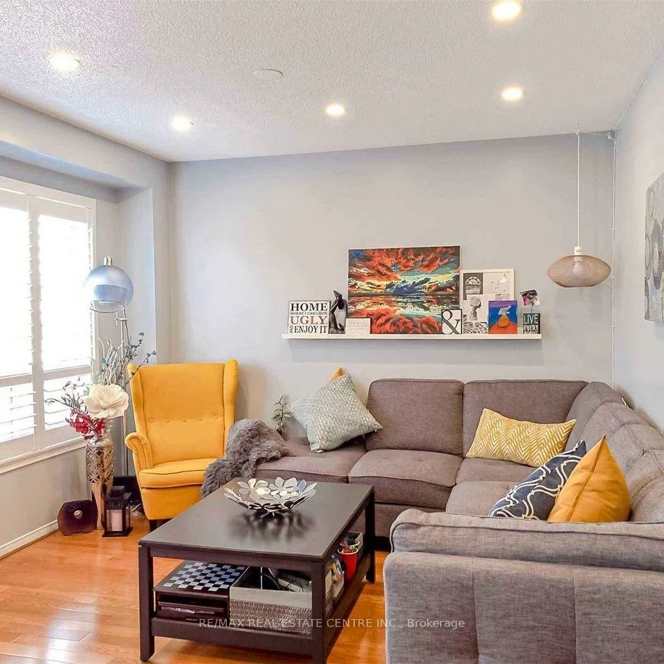 2, Sir Lou, Fletcher's Creek South, Brampton
