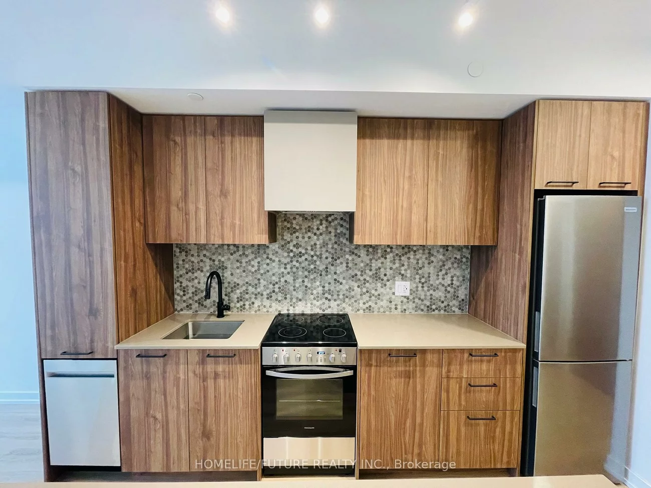 10, Lagerfeld, Northwest Brampton, Brampton