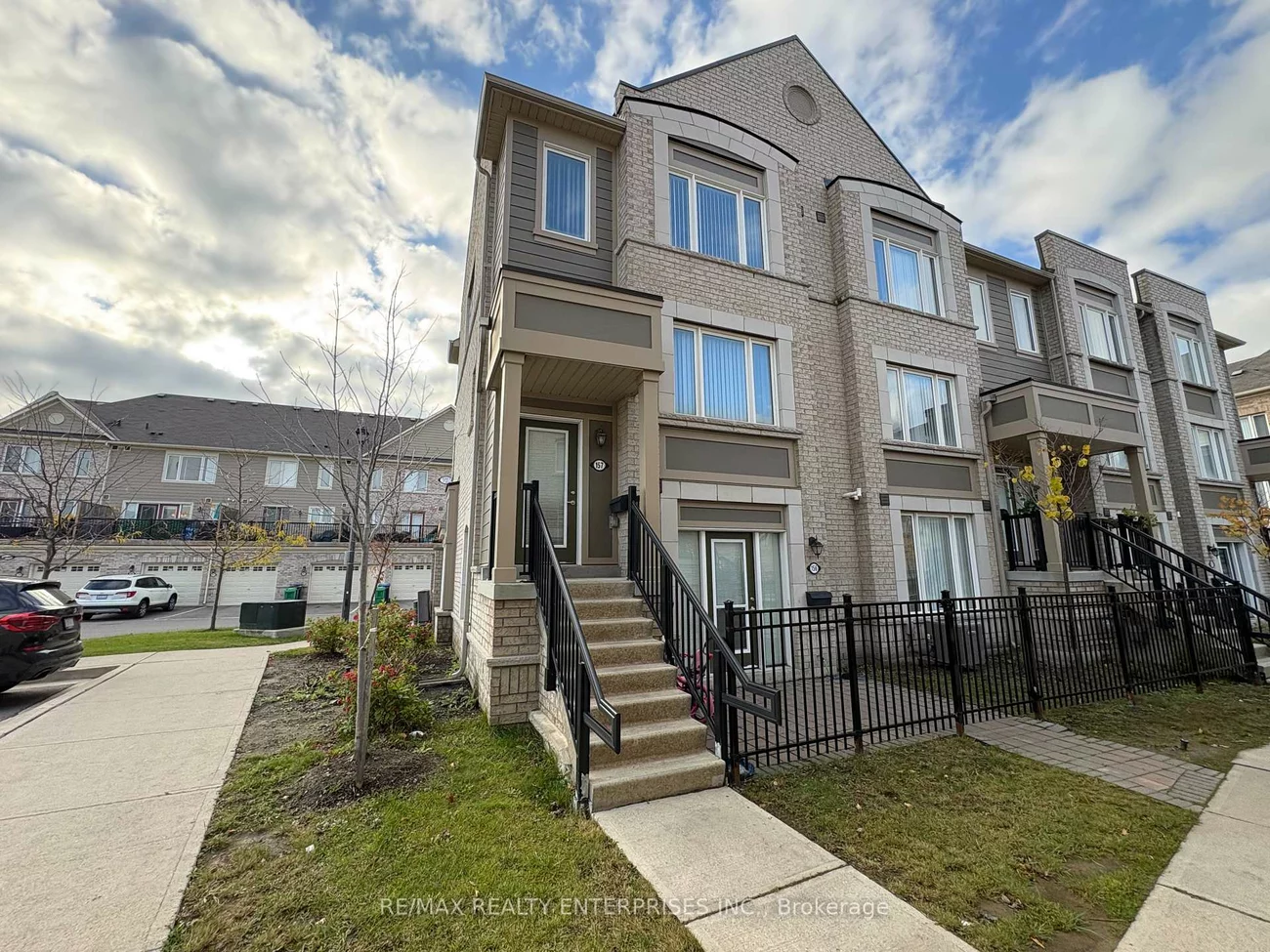 1, Beckenrose, Brampton West, Brampton