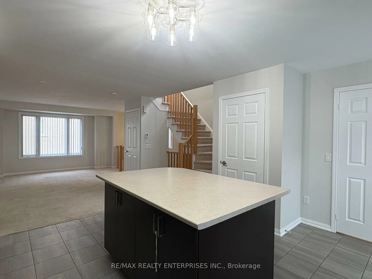 1, Beckenrose, Brampton West, Brampton