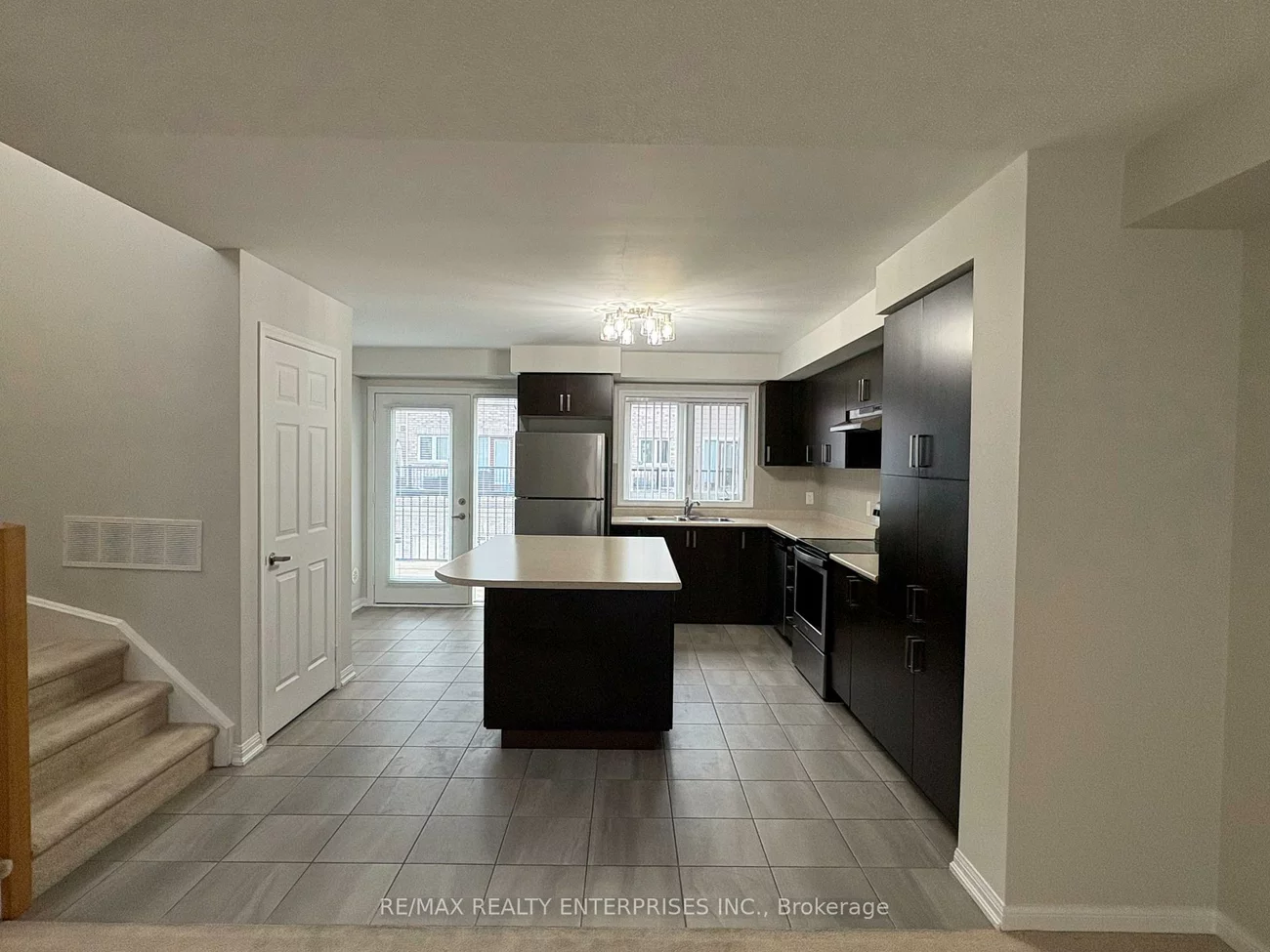 1, Beckenrose, Brampton West, Brampton