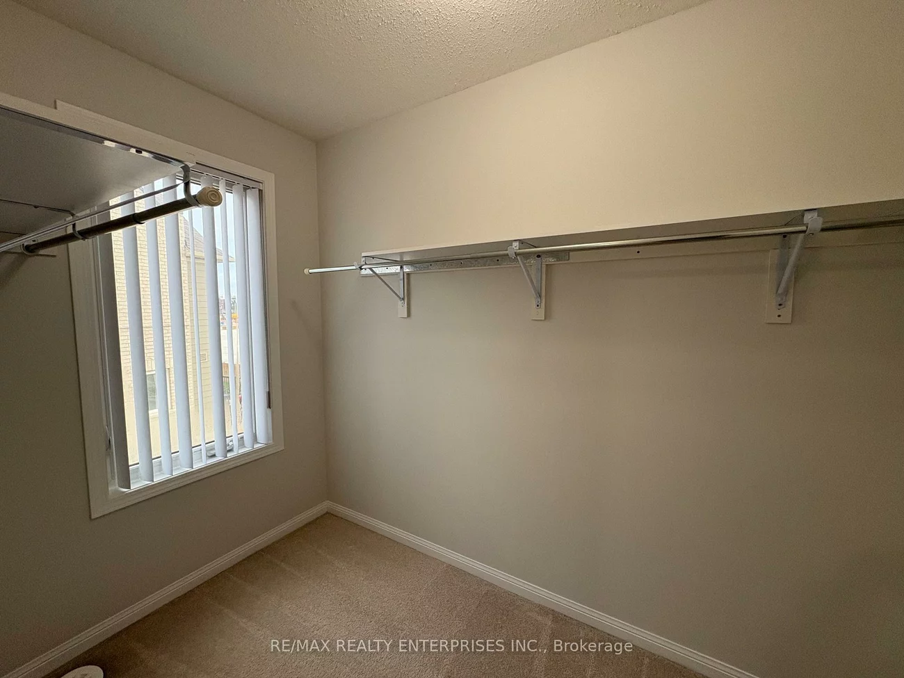 1, Beckenrose, Brampton West, Brampton