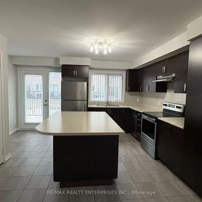 1, Beckenrose, Brampton West, Brampton