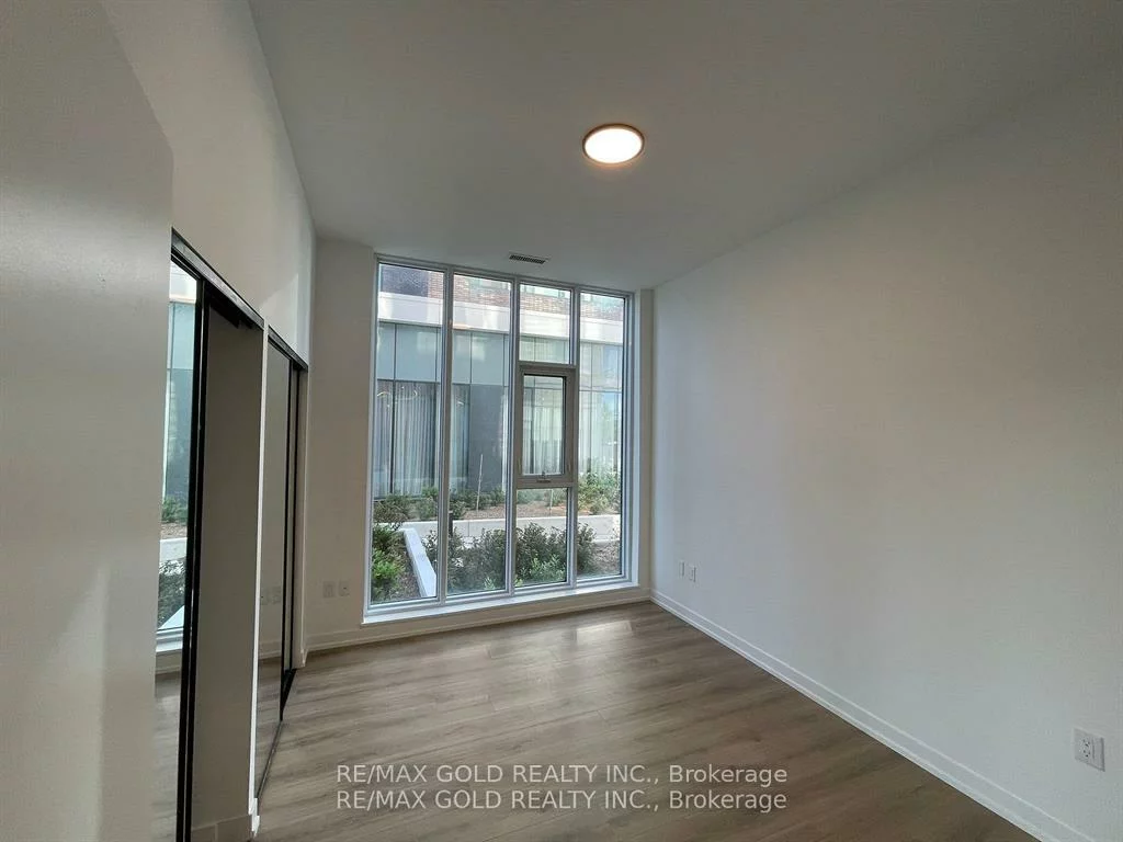 10, Lagerfeld, Northwest Brampton, Brampton