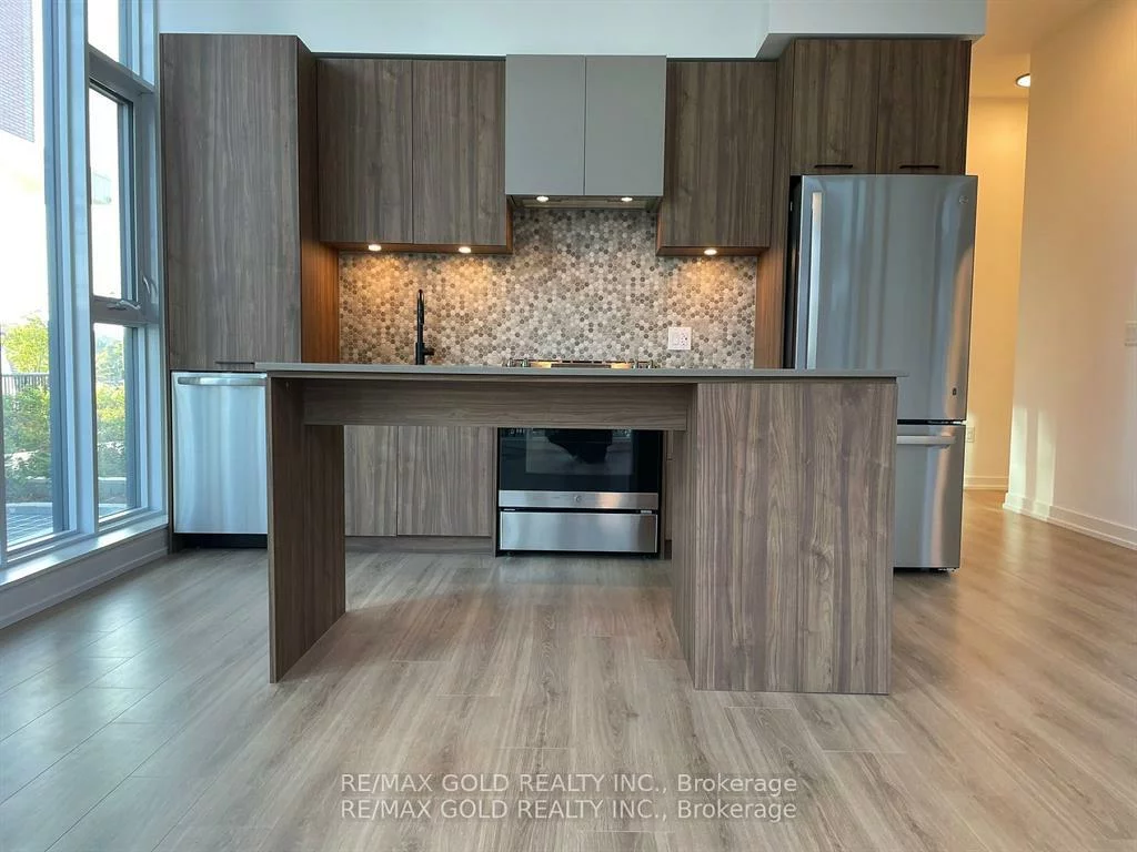 10, Lagerfeld, Northwest Brampton, Brampton