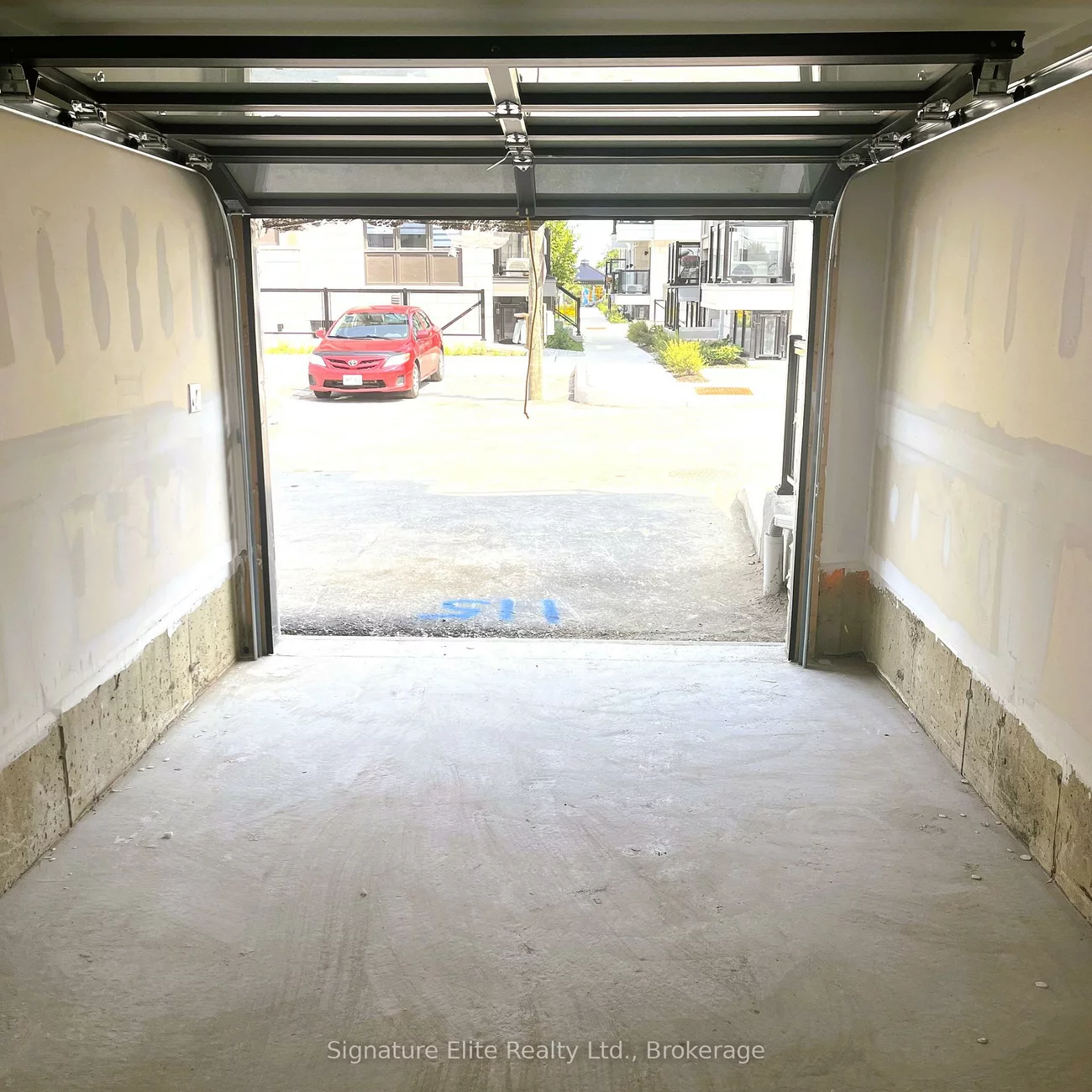 20, Halliford, Goreway Drive Corridor, Brampton