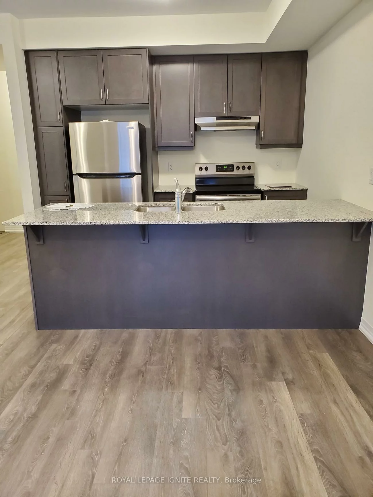 250, Lagerfeld, Northwest Brampton, Brampton