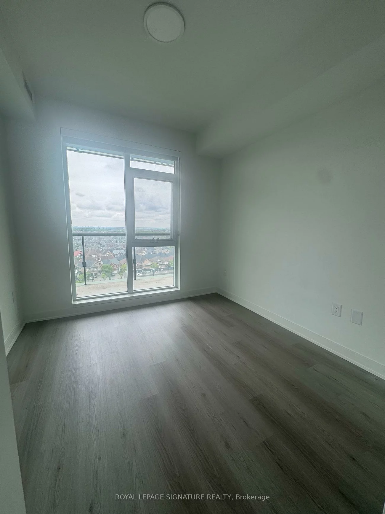 40, Lagerfeld, Northwest Brampton, Brampton