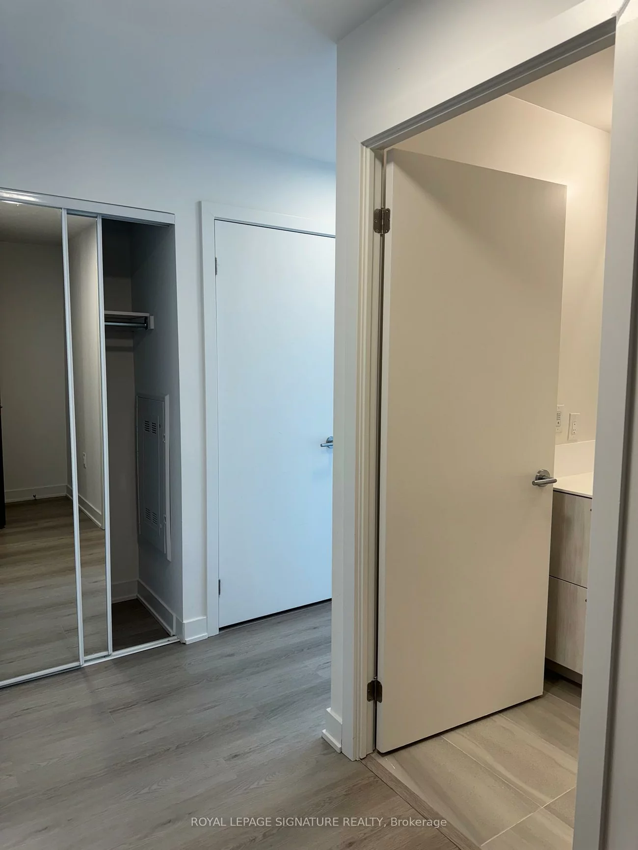 40, Lagerfeld, Northwest Brampton, Brampton