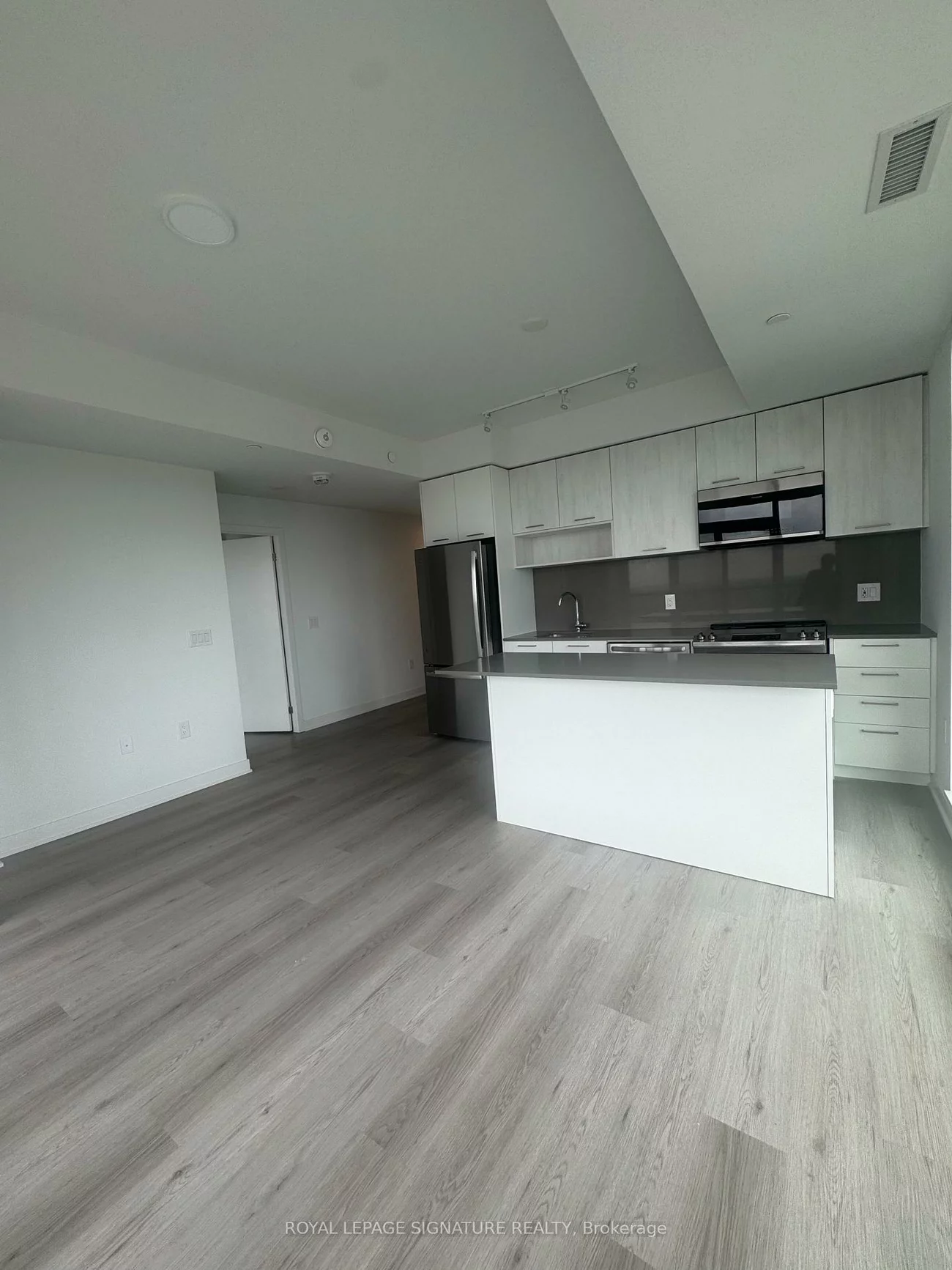 40, Lagerfeld, Northwest Brampton, Brampton