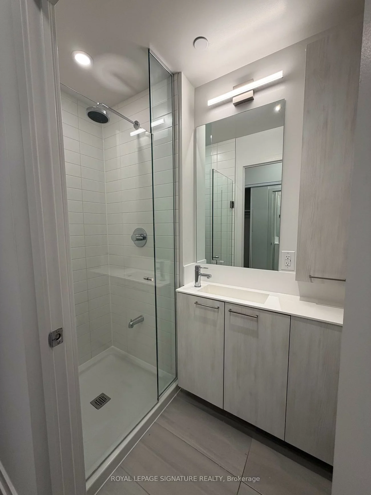 40, Lagerfeld, Northwest Brampton, Brampton