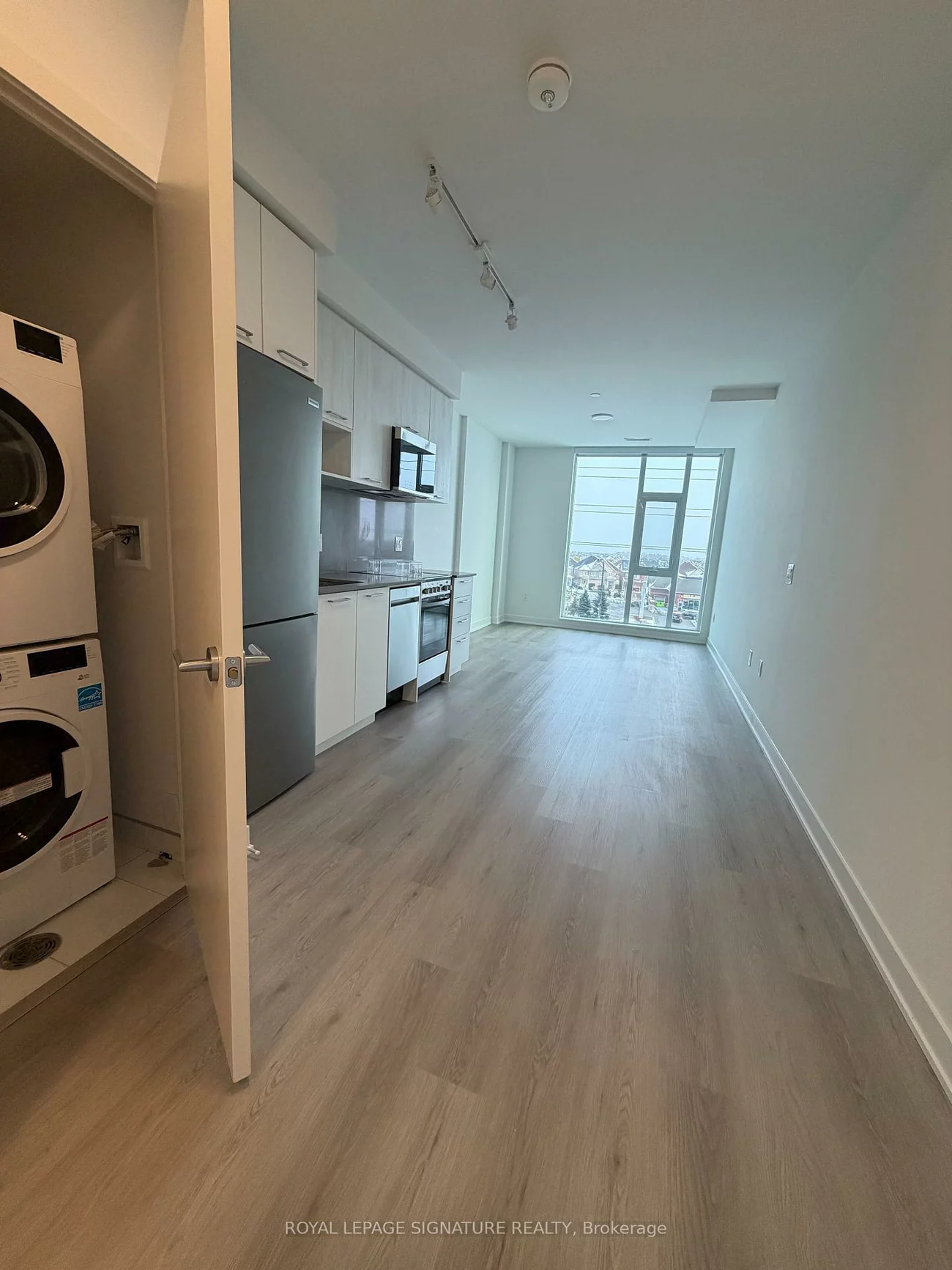 40, Lagerfeld, Northwest Brampton, Brampton