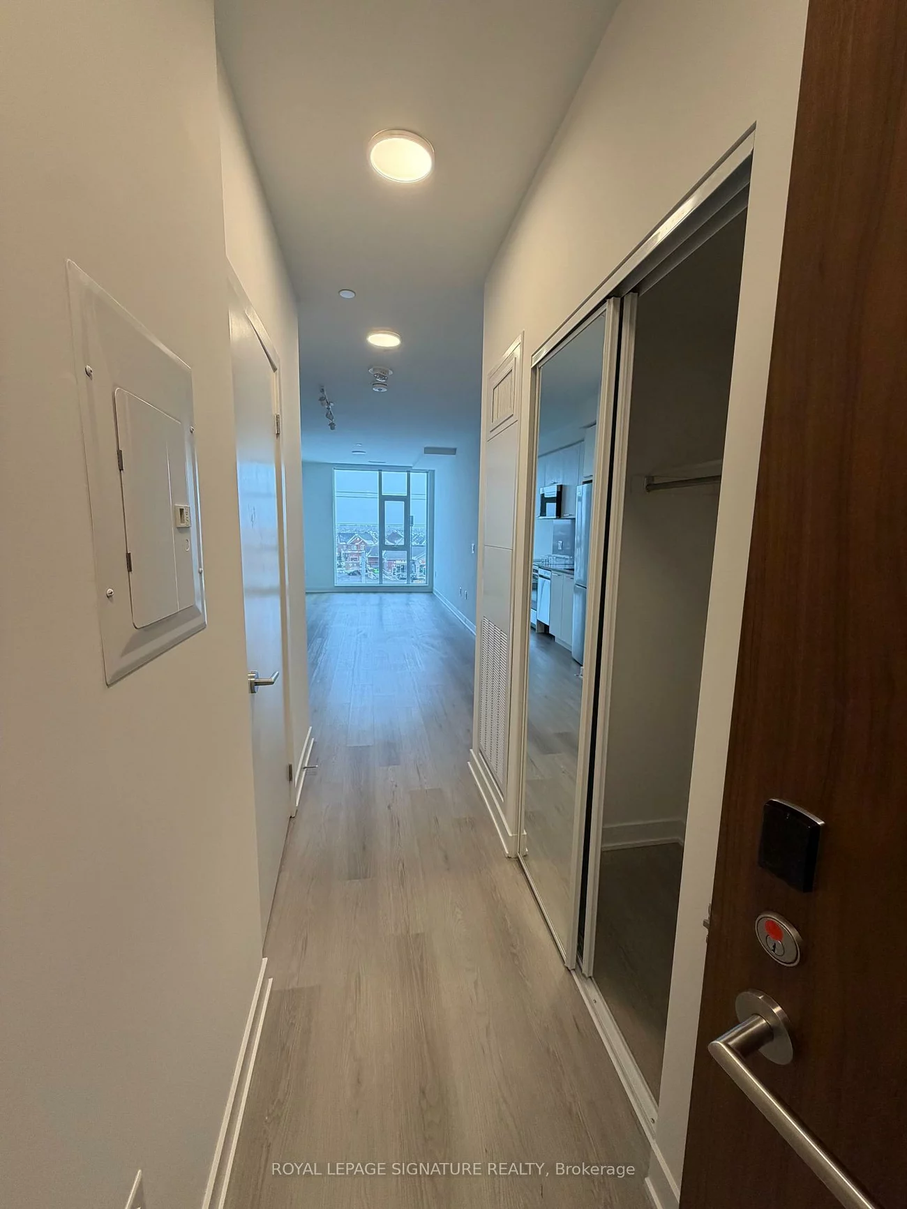 40, Lagerfeld, Northwest Brampton, Brampton