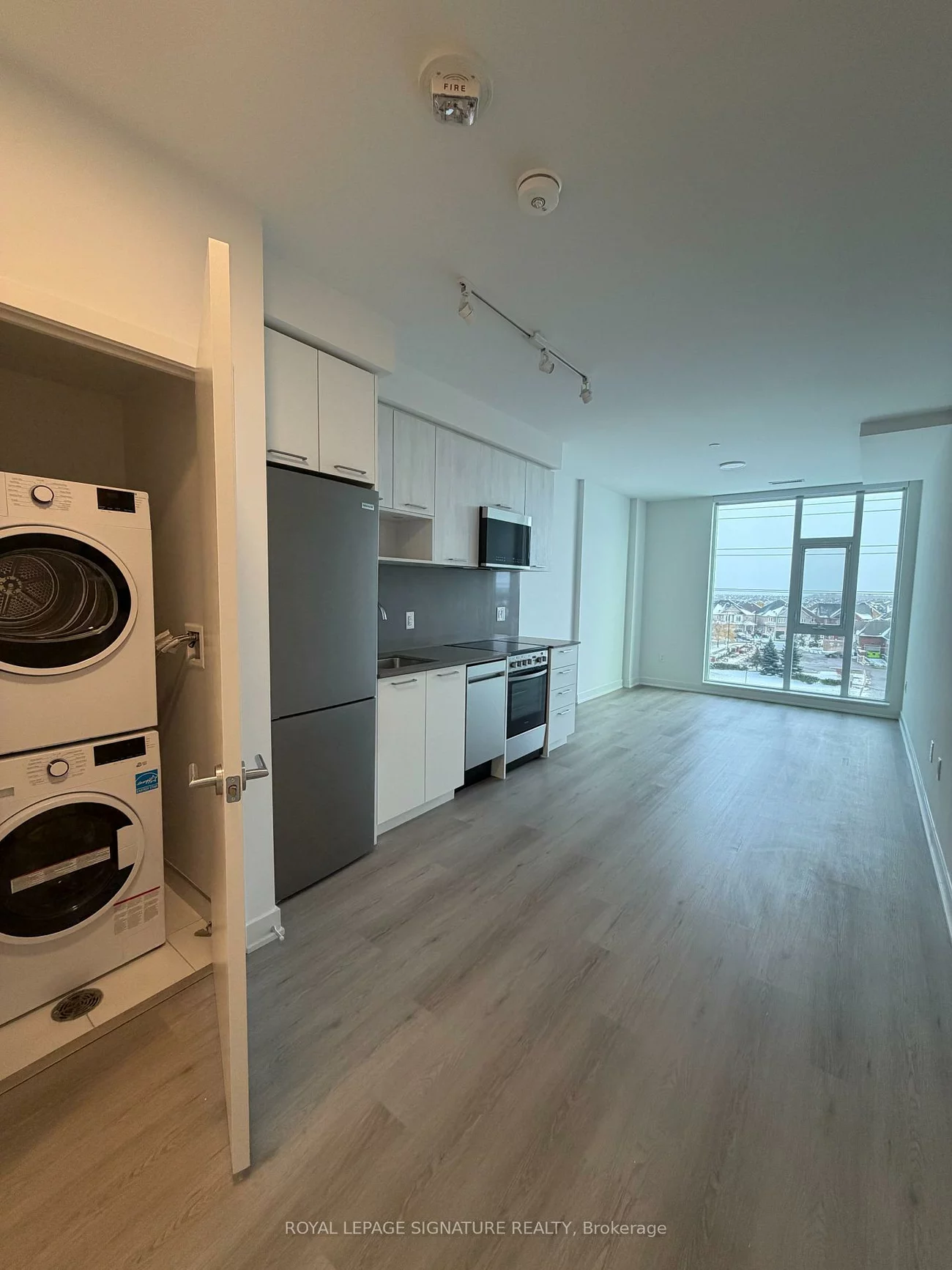 40, Lagerfeld, Northwest Brampton, Brampton