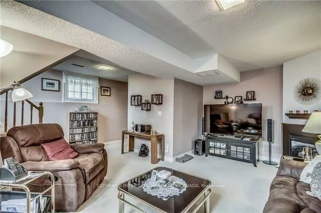 47, Hartnell, Central Park, Brampton