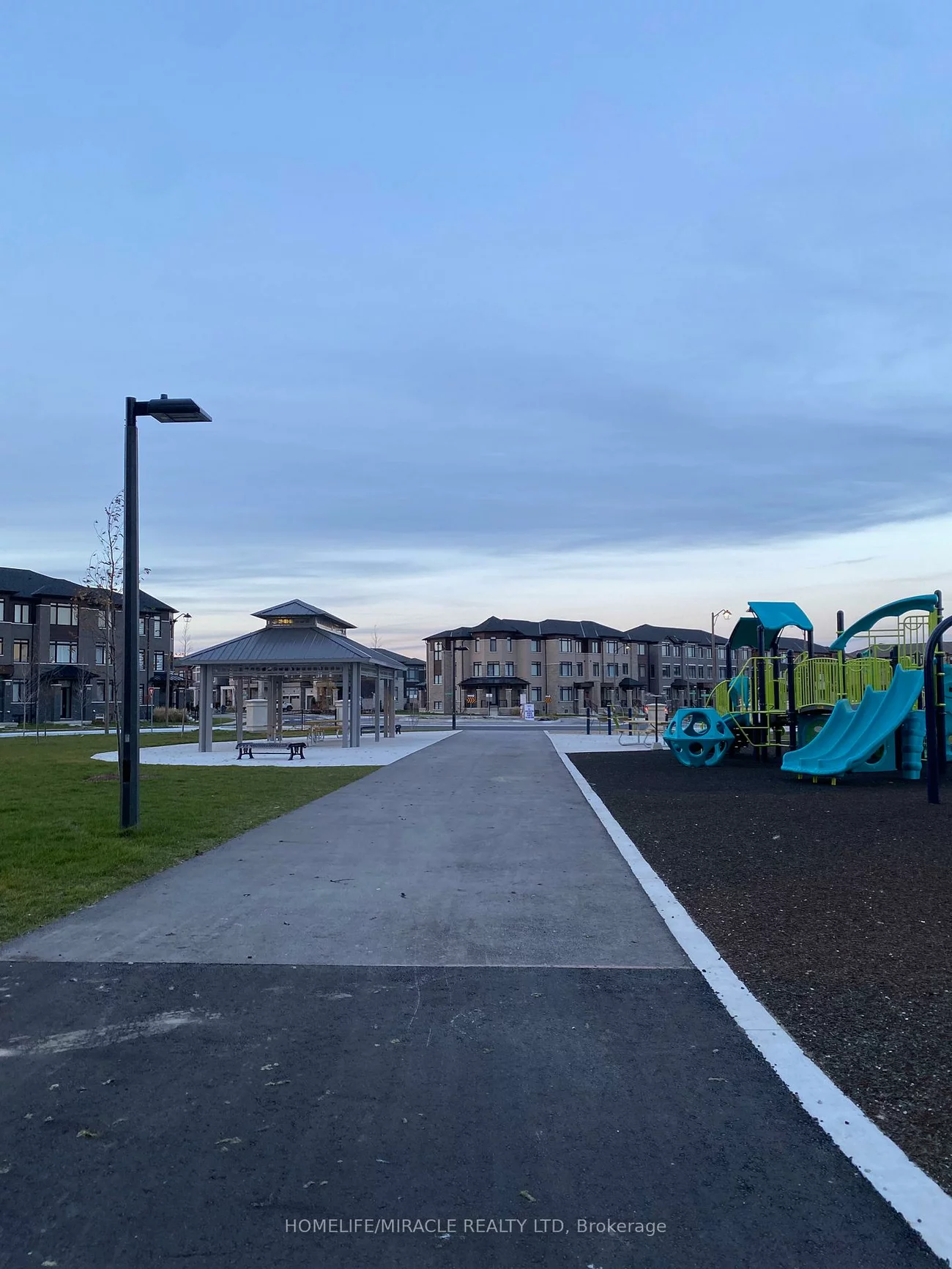 15, Skyridge, Bram East, Brampton