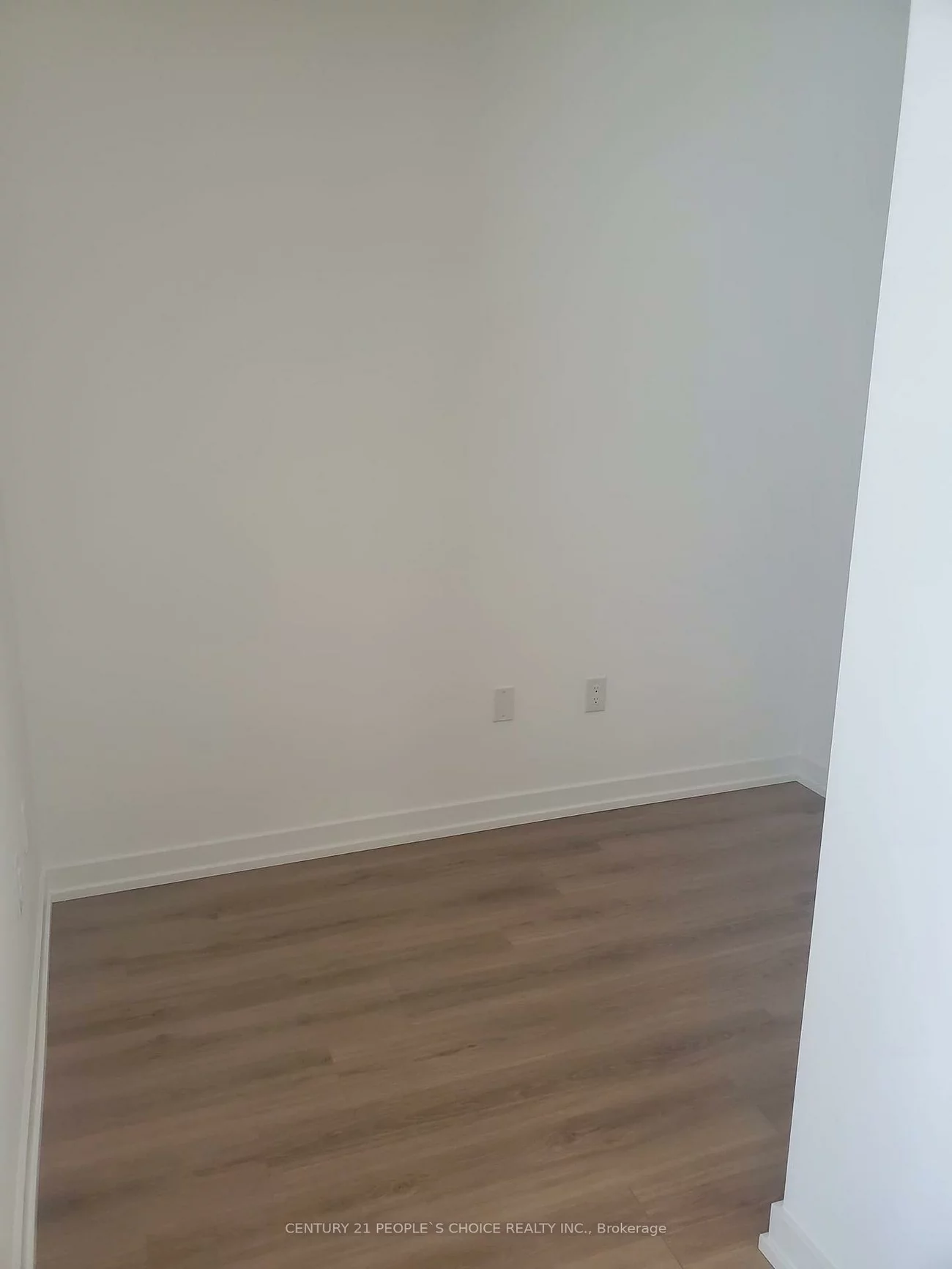 10, Lagerfeld, Fletcher's Meadow, Brampton