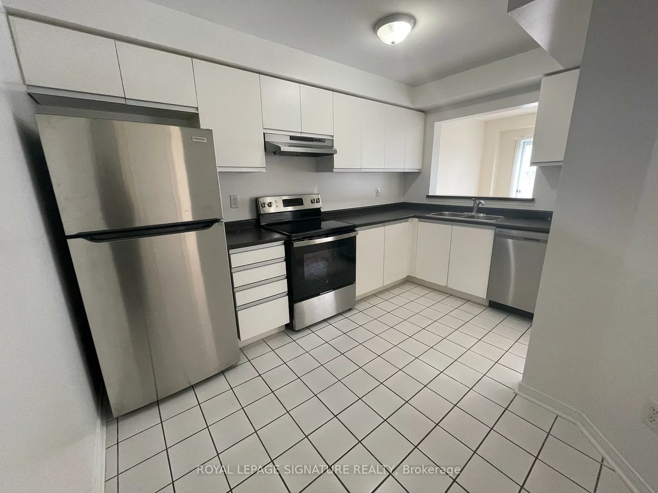 9, Fairglen, Brampton West, Brampton