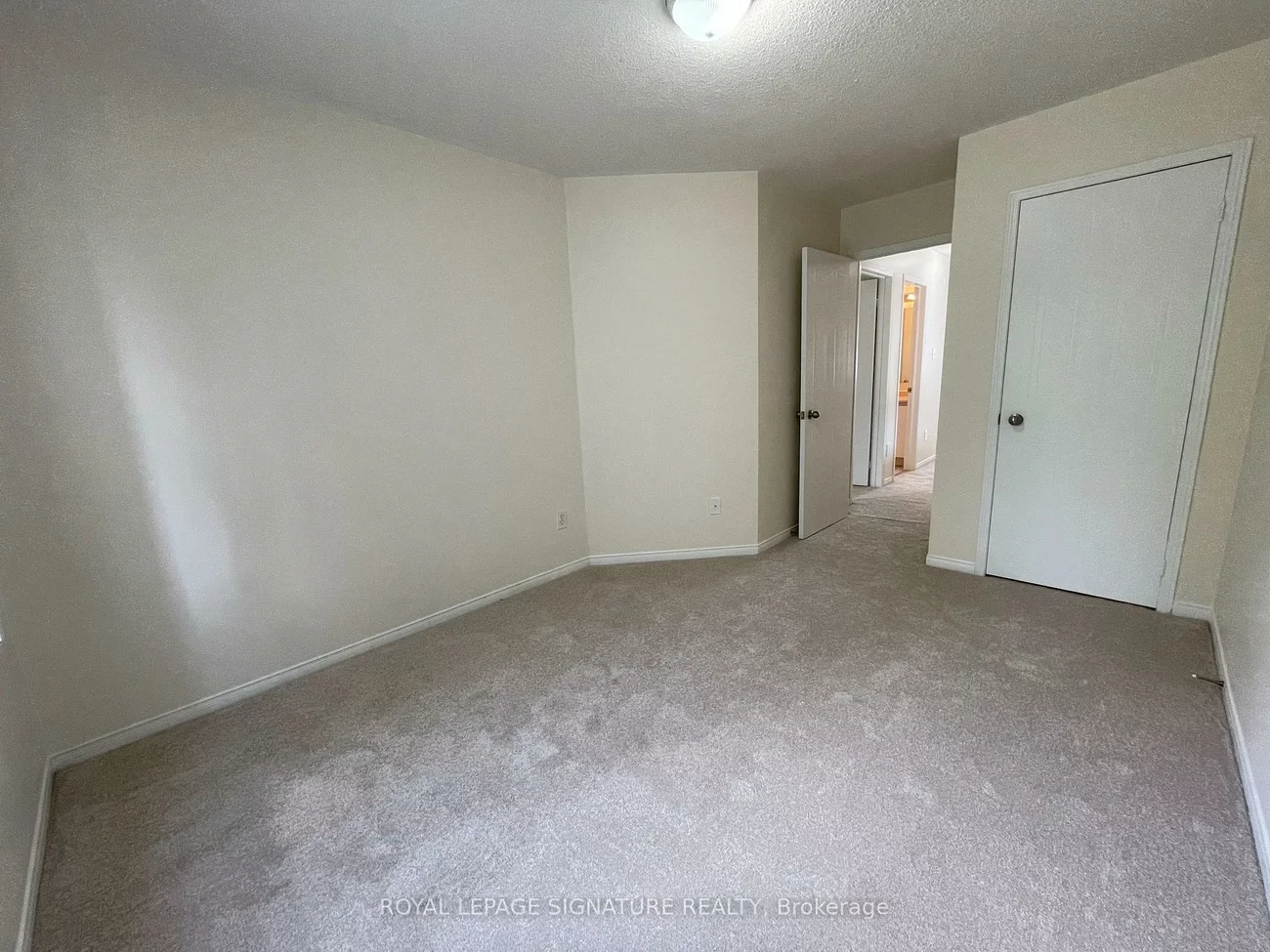 9, Fairglen, Brampton West, Brampton