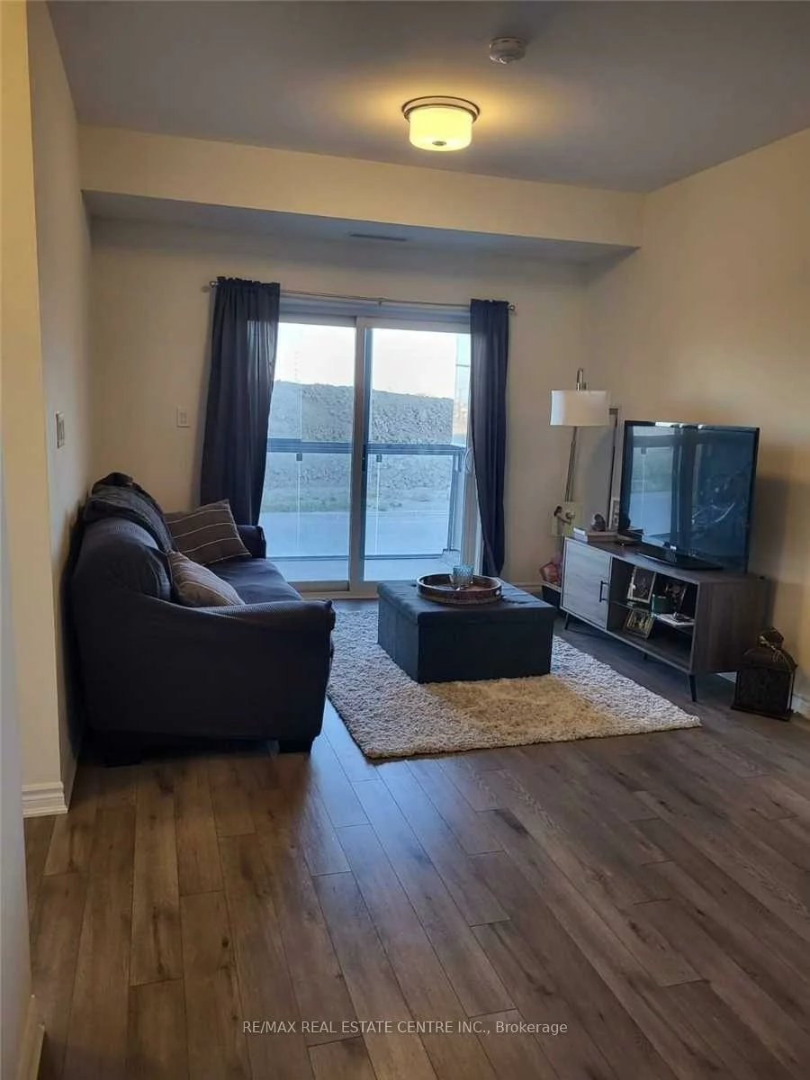 200, Lagerfeld, Northwest Brampton, Brampton