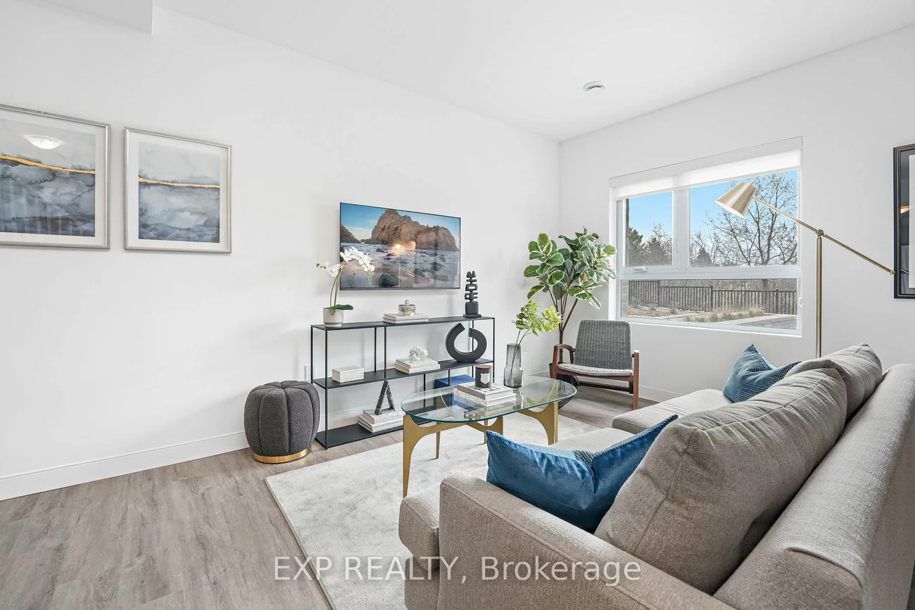 100, Manett, Brampton West, Brampton