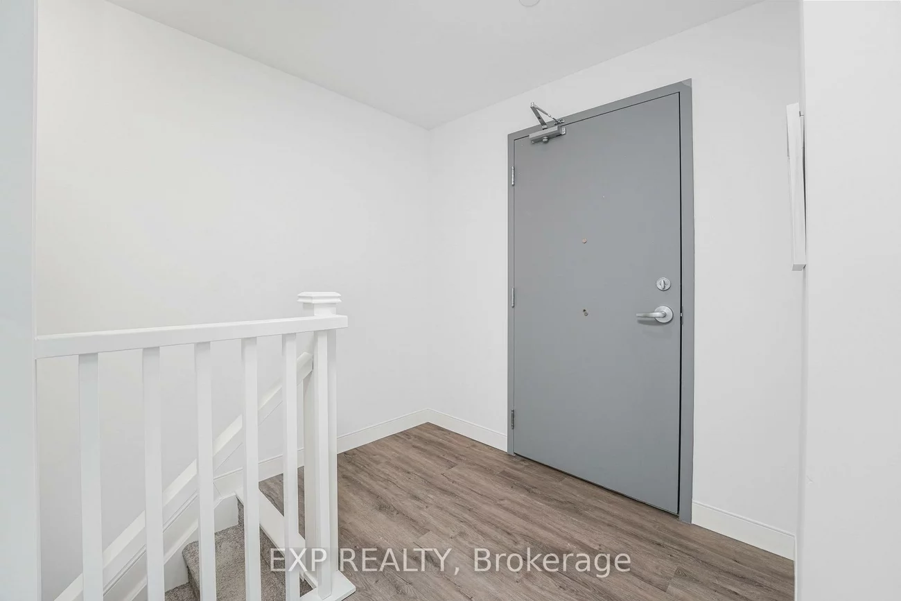 100, Manett, Brampton West, Brampton