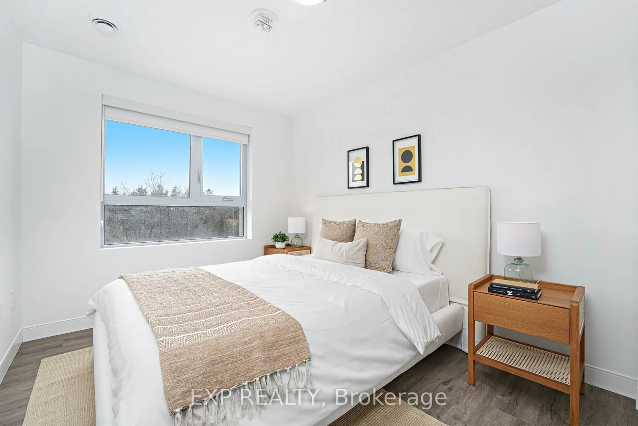 100, Manett, Brampton West, Brampton