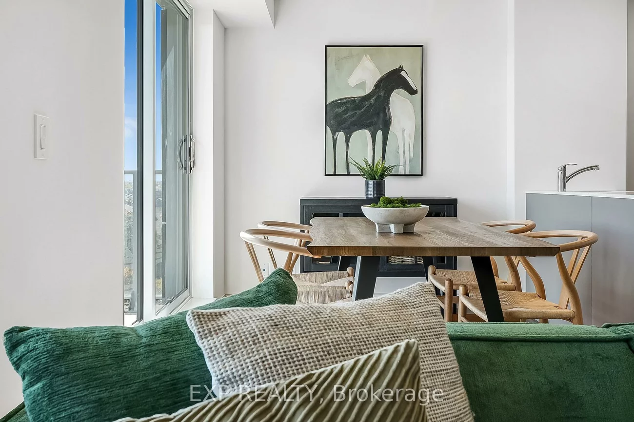 100, Manett, Brampton West, Brampton